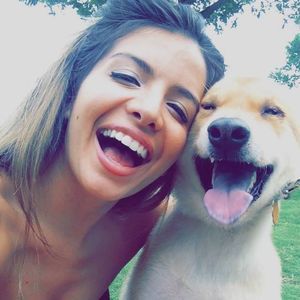 Meet your Posher, Adrianne